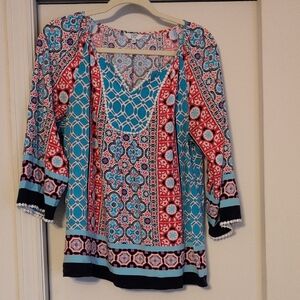 Crown & Ivy Large V-neck 3/4 sleeves Pink & Blue Boho Patterned Blouse